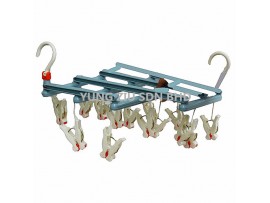 14CLOTHES CLIP HANGER